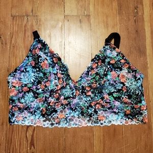 NWT Victoria’s Secret Pink Floral Wireless and No padding Lace Bralette XXL